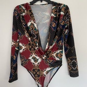 Low neckline body suit